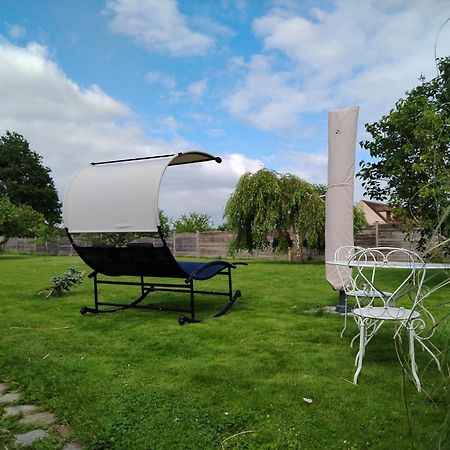 Le Cocon Des Layes Villa Les Essarts-le-Roi Екстериор снимка